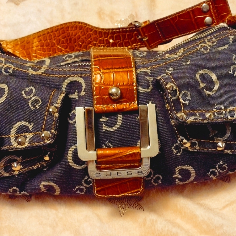Smaller guess purse and wallet